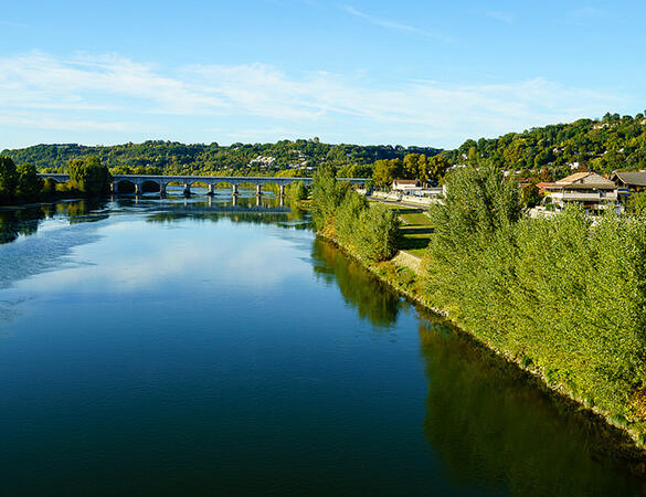 Résidence et Appart'hôtel récent et entièrement équipé proche de la Garonne